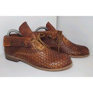 Patricia Nash | Shoes | Patricia Nash Tan Ankle Boots  display picture 2